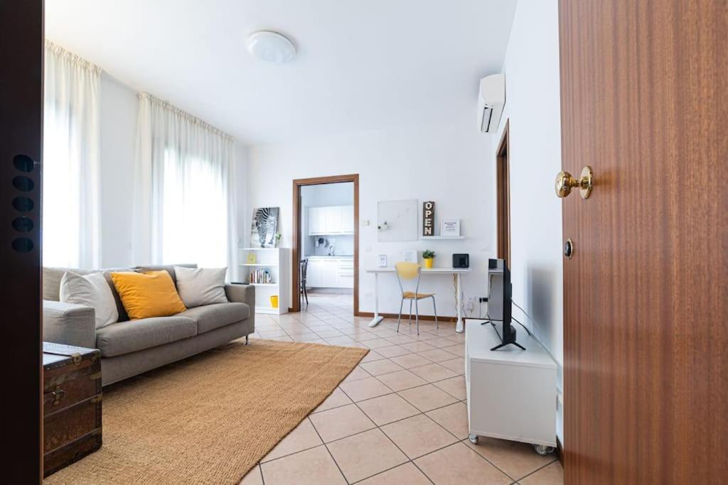 Eb28House Appartamento Con Posto Auto Compreso بادوفا المظهر الخارجي الصورة